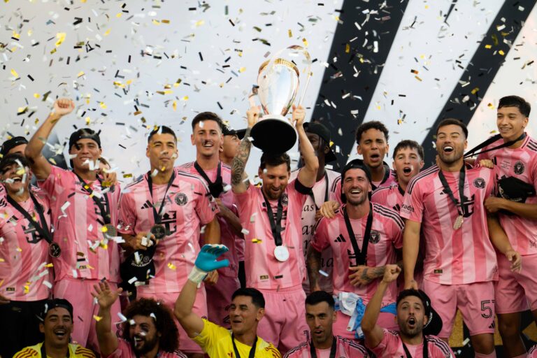 MLS Cup: uma linha do tempo histórica dos campeões, recordes e ídolos da Major League Soccer