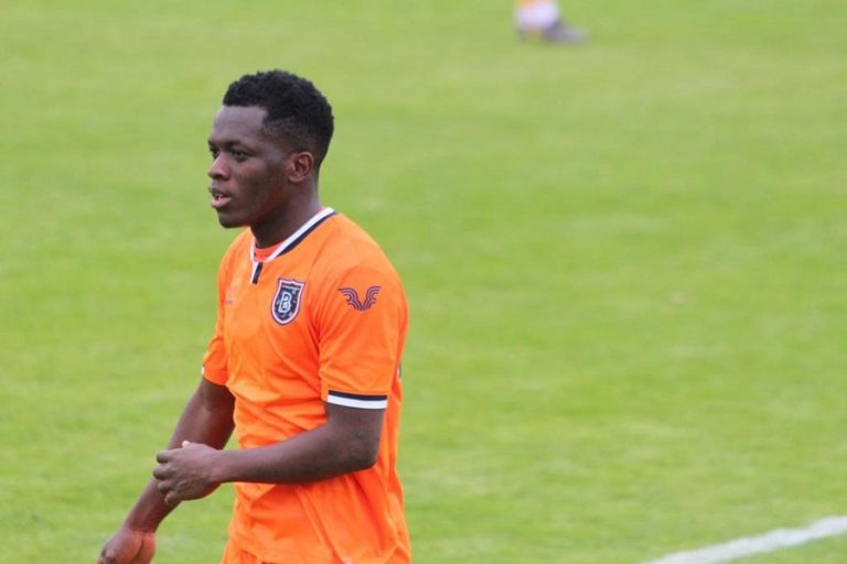 meio-campista Sekou Bangoura