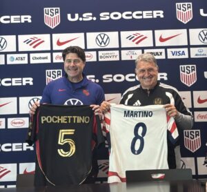 Pochettino e Tata Martino trocam camisas em Atlanta, em um momento de respeito e conexão antes do início da Data FIFA.📸 Crédito: Território MLS 