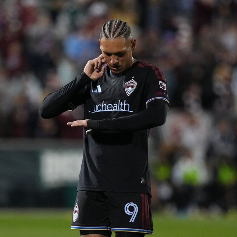 Rafael Navarro marca duas vezes e chega a oito participações em gols nos últimos cinco jogos na MLS